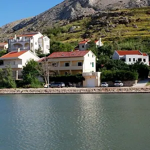 Lokunja 2*, Pag Town Chorwacja